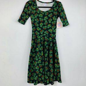 NWT LULAROE Christmas Holiday Holly Nicole Dress